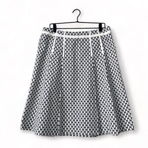 Gap A-Line Y2K stretch skirt in white and Navy size 14 Cotton Stretch